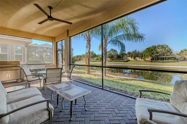 Property Slideshow image 2 of 98 | 4912 grand banks dr, Wimauma, FL, 33598