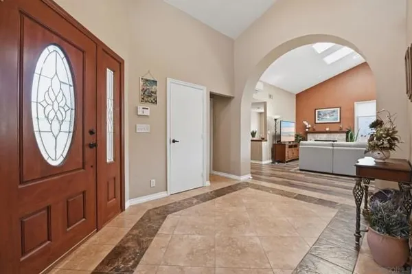 Property Slideshow image 3 of 66 | 9643 indian crk, Escondido, CA, 92026