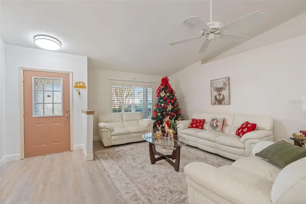 Property Slideshow image 2 of 41 | 6065 magpie dr, Lakeland, FL, 33809