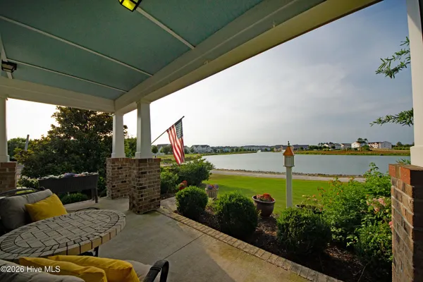 Property Slideshow image 2 of 62 | 4711 waves pt, Wilmington, NC, 28412