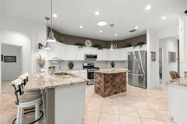 Property Slideshow image 3 of 73 | 13973 se 96th cir, Summerfield, FL, 34491