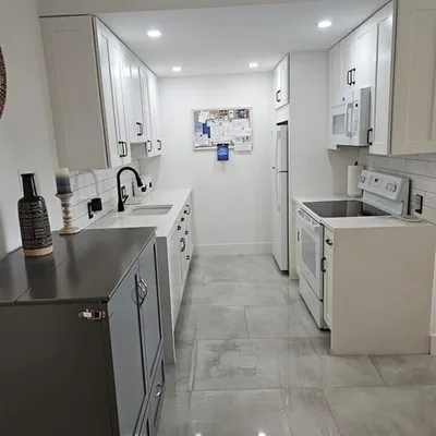 Property Slideshow image 2 of 17 | 4701 martinique dr h4, Coconut Creek, FL, 33066