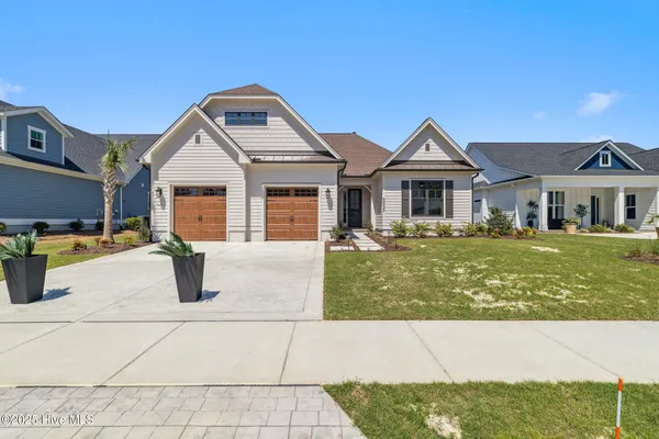 Property Slideshow image 3 of 96 | 5037 saltgrass cv, Leland, NC, 28451