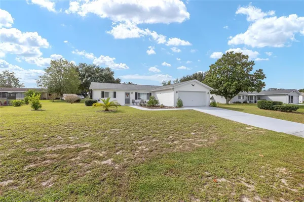 Property Slideshow image 2 of 40 | 6340 sw 111th st, Ocala, FL, 34476