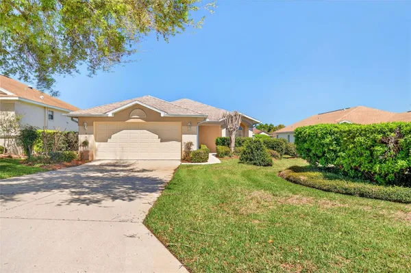 Property Slideshow image 2 of 37 | 2081 n brentwood cir, Lecanto, FL, 34461