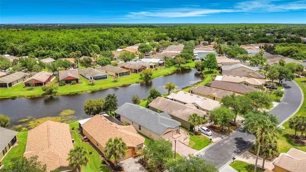 Property Slideshow image 2 of 49 | 268 acadia dr, Kissimmee, FL, 34759