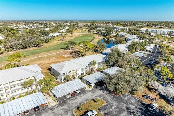 Property Slideshow image 3 of 78 | 431 cerromar ln 446, Venice, FL, 34293