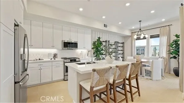 Property Slideshow image 2 of 25 | 1345 snowberry pl, Montebello, CA, 90640