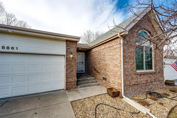 Property Slideshow image 3 of 50 | 8861 greenwich st, Highlands Ranch, CO, 80130