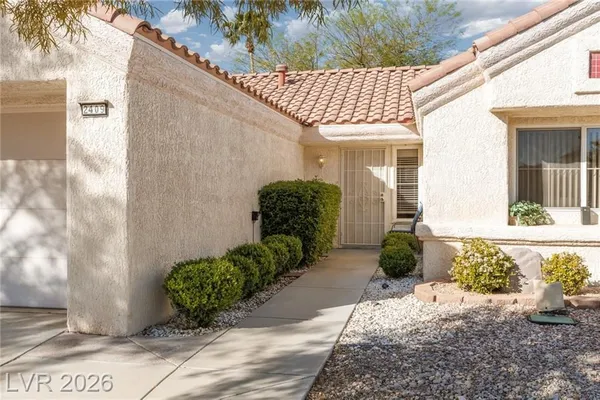 Property Slideshow image 3 of 58 | 2409 desert sands dr, Las Vegas, NV, 89134