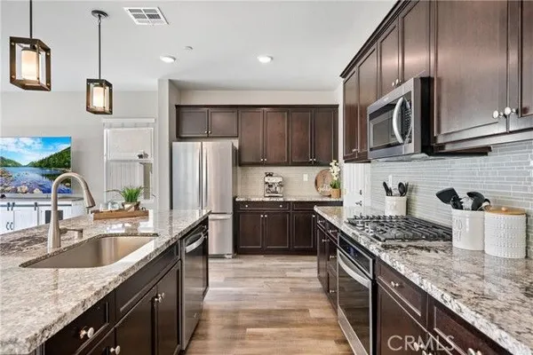Property Slideshow image 2 of 39 | 24572 acadia dr, Corona, CA, 92883