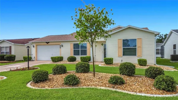Property Slideshow image 3 of 42 | 2718 benavides dr, The Villages, FL, 32162