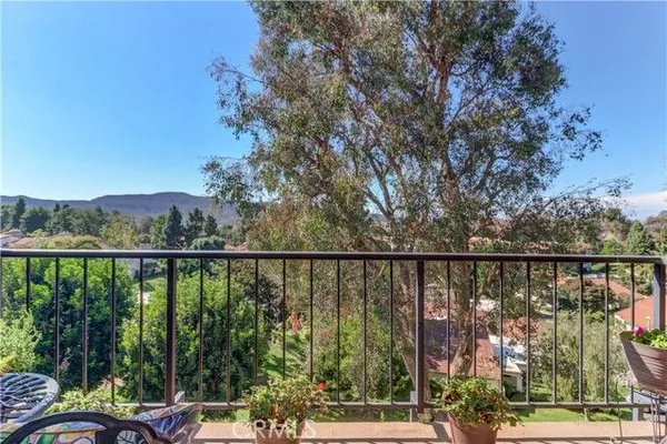 Property Slideshow image 3 of 47 | 3371 punta alta 3c, Laguna Woods, CA, 92637