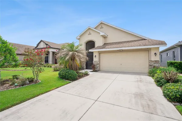 Property Slideshow image 2 of 100 | 8301 bridgeport bay cir, Mount Dora, FL, 32757