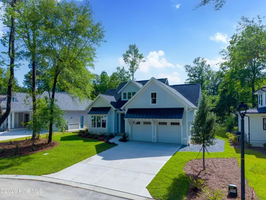 Property Slideshow image 2 of 52 | 3713 deerview ln, Castle Hayne, NC, 28429