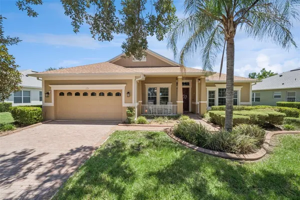 Property Slideshow image 2 of 45 | 220 bayou bend rd, Groveland, FL, 34736