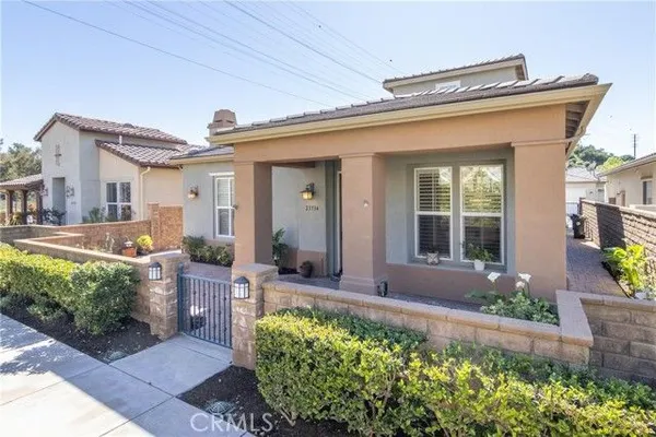 Property Slideshow image 2 of 60 | 23734 mahogany ct, Valencia, CA, 91354