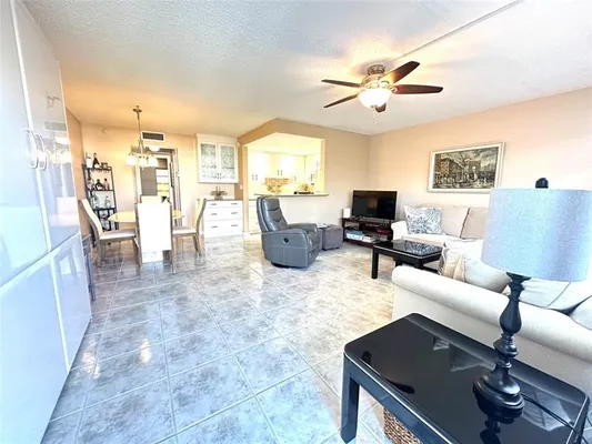 Property Slideshow image 3 of 62 | 3116 cambridge e unit e, Deerfield Beach, FL, 33442