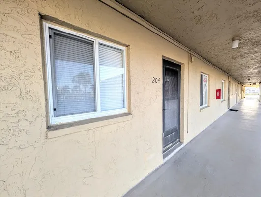 Property Slideshow image 2 of 32 | 3559 lake bayshore dr j-204, Bradenton, FL, 34205