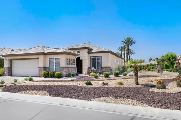 Property Slideshow image 2 of 35 | 80484 muirfield dr, Indio, CA, 92201