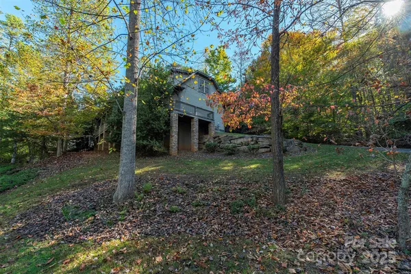 Property Slideshow image 2 of 48 | 4 yellow owl dr, Biltmore Lake, NC, 28715