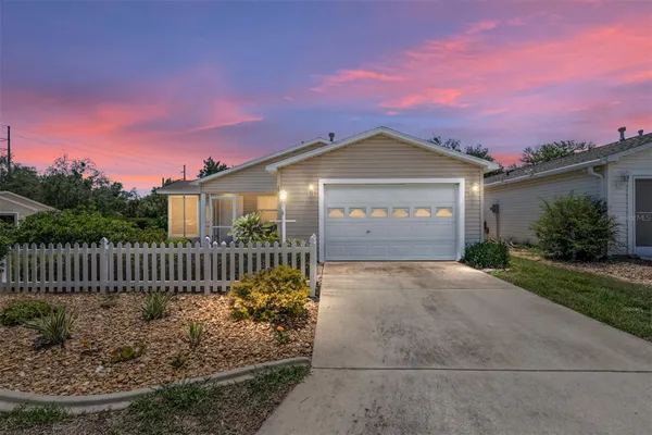 Property Slideshow image 2 of 40 | 17300 se 93rd heyward ave, The Villages, FL, 32162