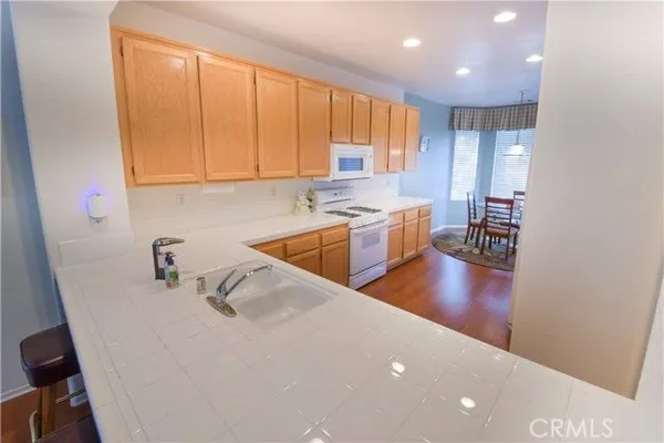 Property Slideshow image 3 of 62 | 28631 coolwater ct, Menifee, CA, 92584