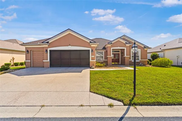 Property Slideshow image 2 of 46 | 13111 se 86th cir, Summerfield, FL, 34491