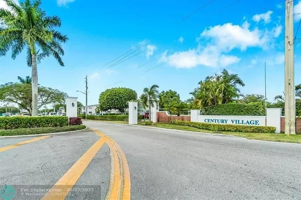 Property Slideshow image 2 of 7 | 115 sussex f # 115, West Palm Beach, FL, 33417