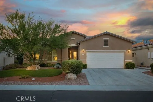Property Slideshow image 2 of 33 | 18952 cassia ct, Apple Valley, CA, 92308