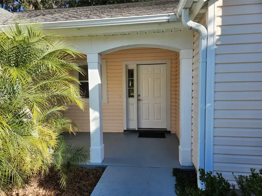 Property Slideshow image 2 of 28 | 309 chula vista ave, Lady Lake, FL, 32159