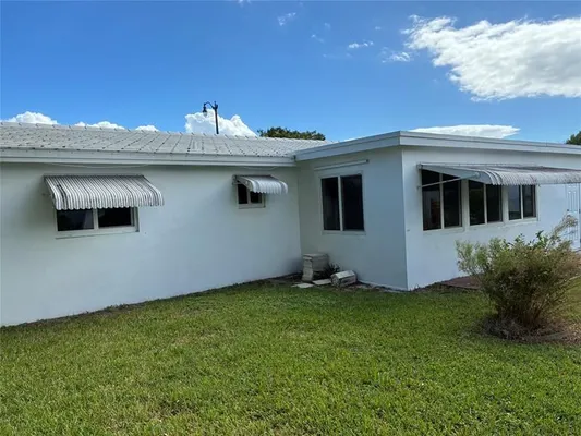 Property Slideshow image 2 of 6 | 3021 e golf blvd, Pompano Beach, FL, 33064