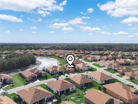 Property Slideshow image 2 of 70 | 1507 riviera ct, Winter Haven, FL, 33884