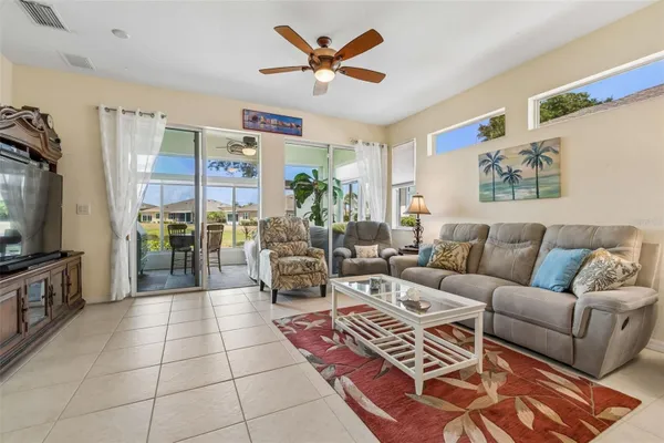 Property Slideshow image 3 of 92 | 2011 sifield greens way 2011, Sun City Center, FL, 33573