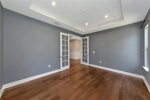 Property Slideshow image 3 of 93 | 10187 milky way cir, Sarasota, FL, 34241