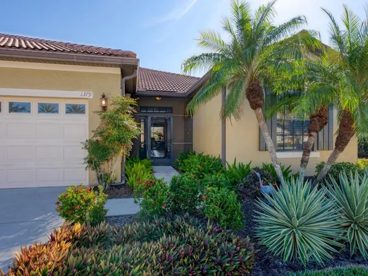 Property Slideshow image 2 of 41 | 1379 maseno dr, Venice, FL, 34292