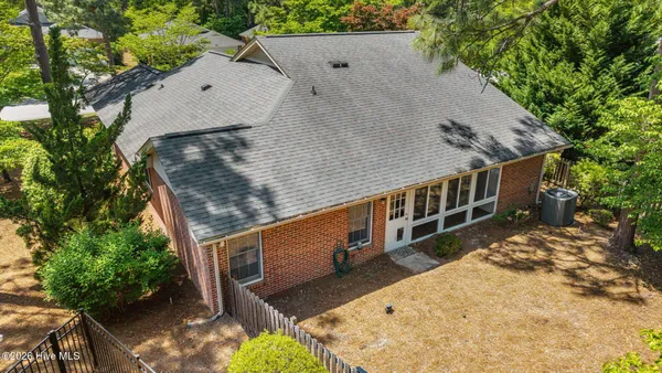 Property Slideshow image 3 of 26 | 420 pinehurst trace dr, Pinehurst, NC, 28374