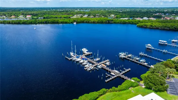 Property Slideshow image 2 of 33 | 3100 se pruitt rd b102, Port Saint Lucie, FL, 34952