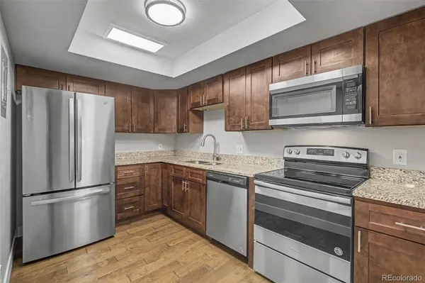 Property Slideshow image 3 of 50 | 13890 e marina dr 110, Aurora, CO, 80014