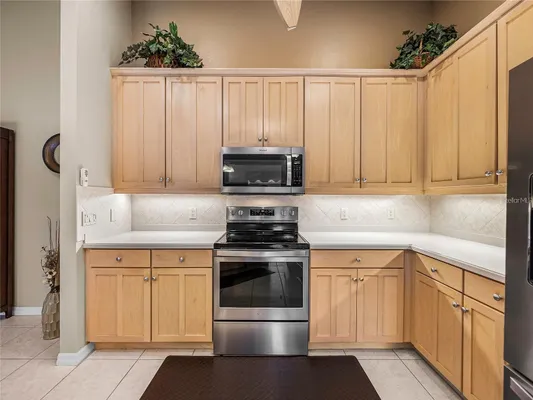 Property Slideshow image 3 of 88 | 4189 limerick dr, Lake Wales, FL, 33859