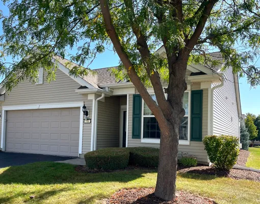 Property Slideshow image 2 of 33 | 704 flag dr, Shorewood, IL, 60404