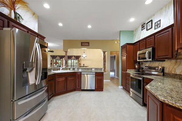 Property Slideshow image 3 of 30 | 752 maybank loop, The Villages, FL, 32162