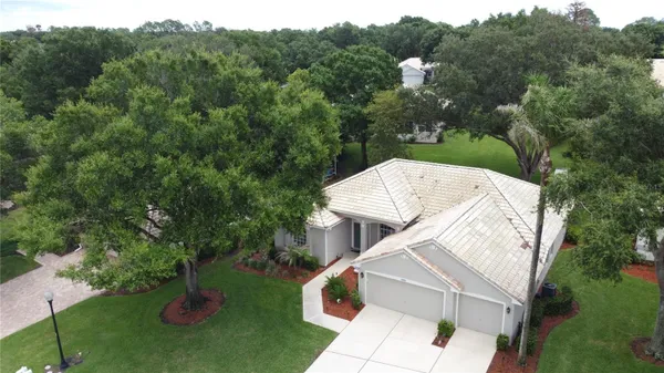 Property Slideshow image 2 of 80 | 2112 saint ives ct, Clermont, FL, 34711