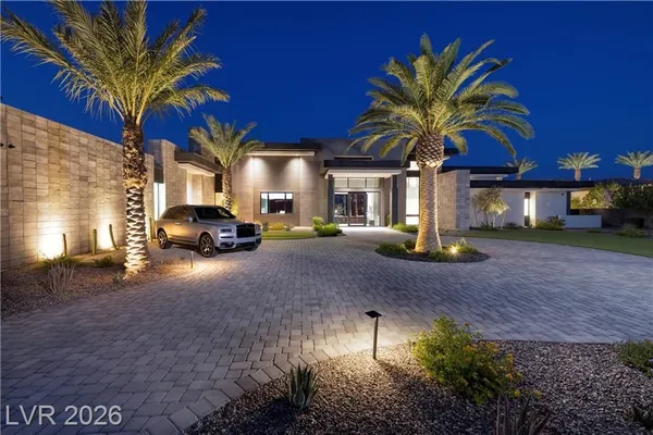 Property Slideshow image 2 of 66 | 10 sunrise beach cir, Henderson, NV, 89011