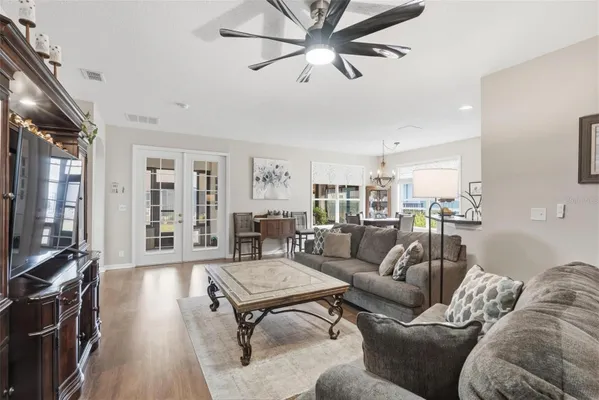 Property Slideshow image 3 of 65 | 207 coleton ln, Deland, FL, 32724