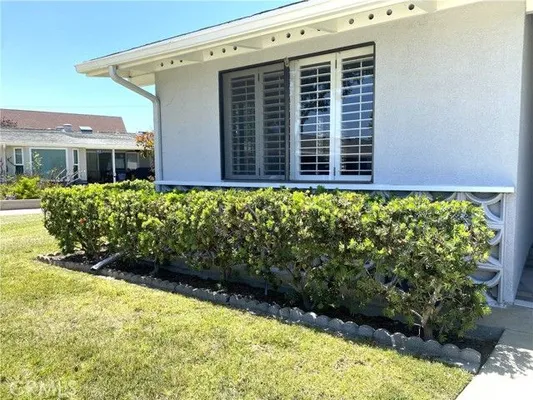 Property Slideshow image 2 of 22 | 13641 alderwood ln, Seal Beach, CA, 90740