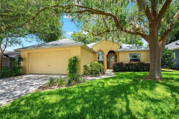 Property Slideshow image 2 of 76 | 11262 sw 73rd cir, Ocala, FL, 34476