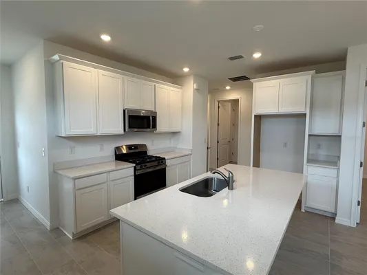 Property Slideshow image 3 of 7 | 3744 nandina cir, Sun City Center, FL, 33573