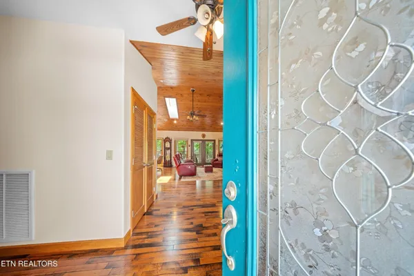 Property Slideshow image 2 of 49 | 46 westridge ct, Crossville, TN, 38558