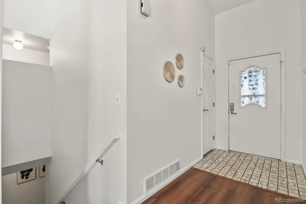 Property Slideshow image 3 of 50 | 13787 e marina dr b, Aurora, CO, 80014